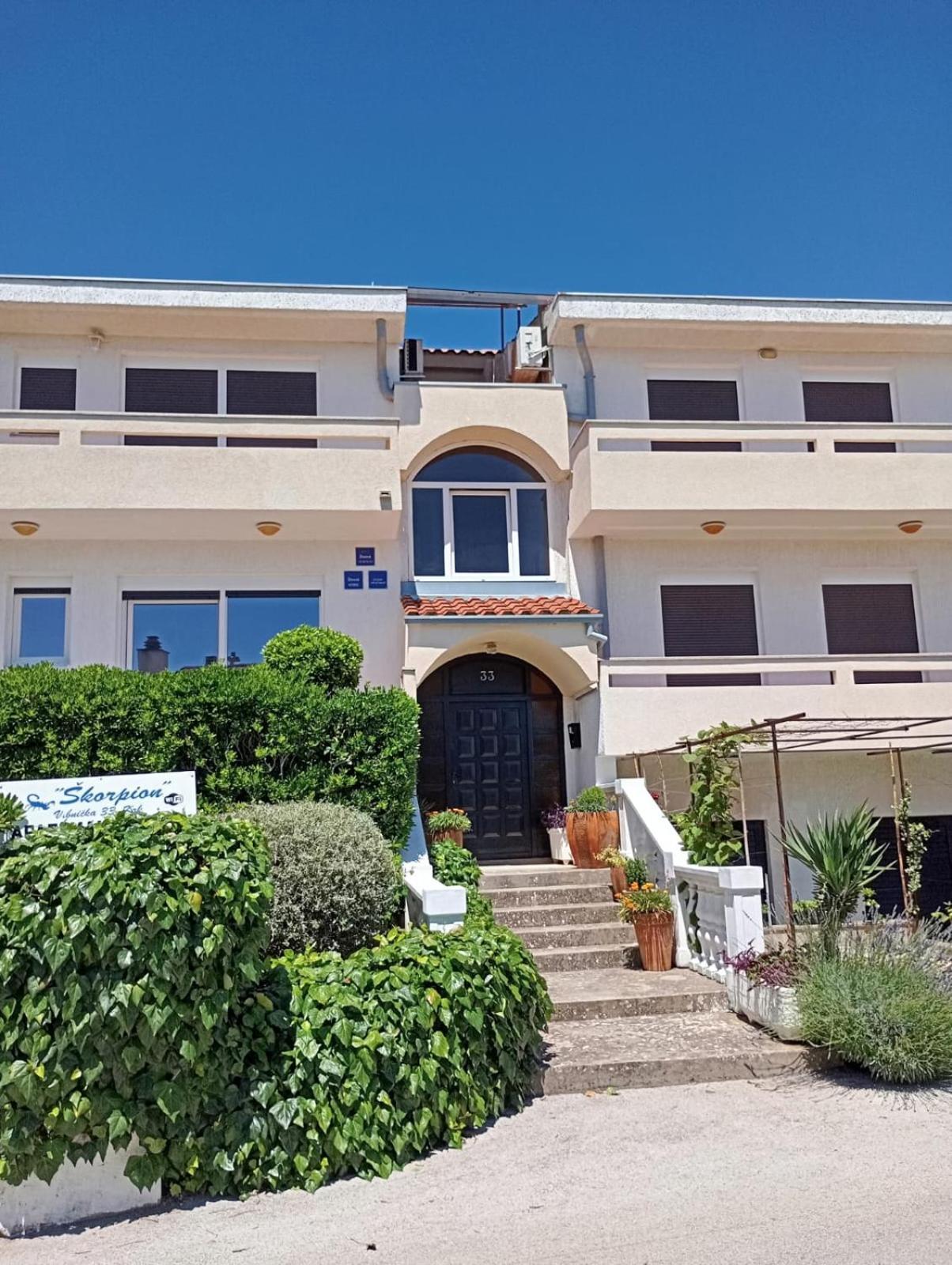 Rooms Helena Krk Town Εξωτερικό φωτογραφία
