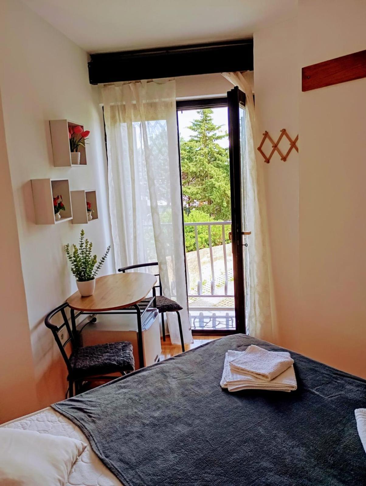 Rooms Helena Krk Town Εξωτερικό φωτογραφία
