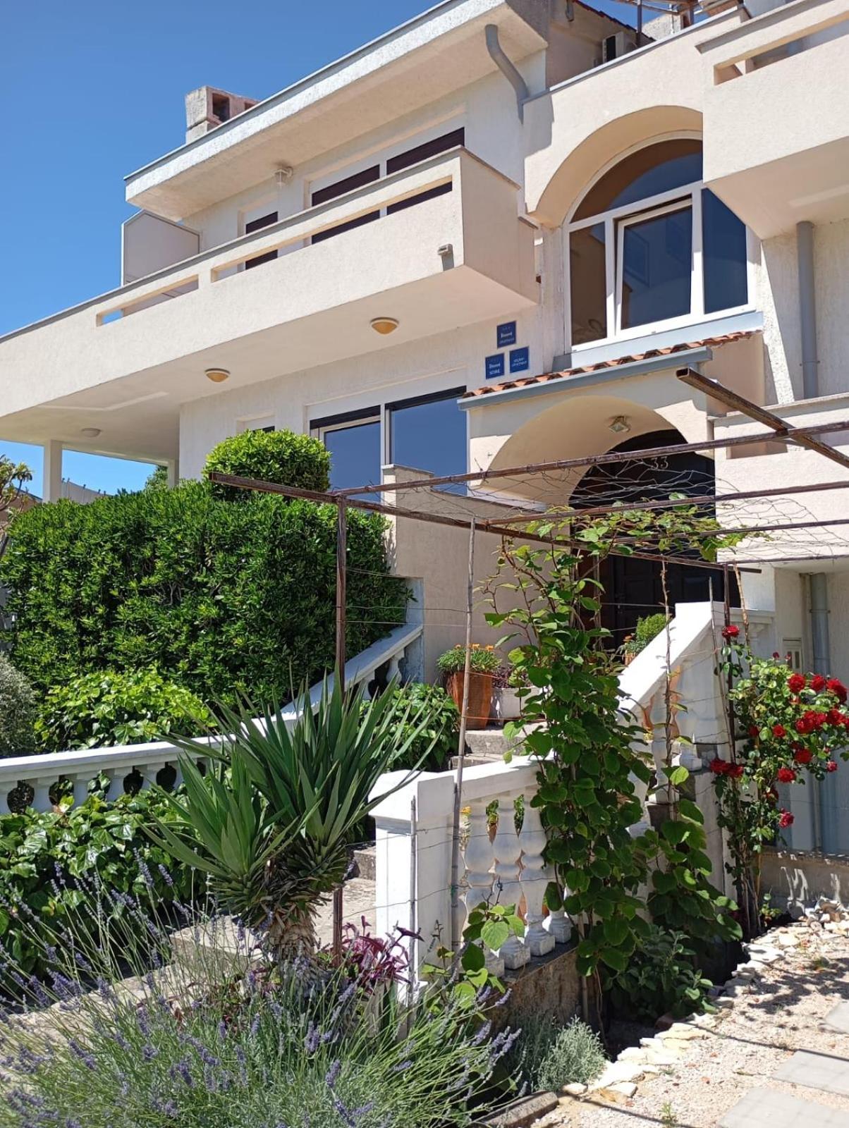 Rooms Helena Krk Town Εξωτερικό φωτογραφία