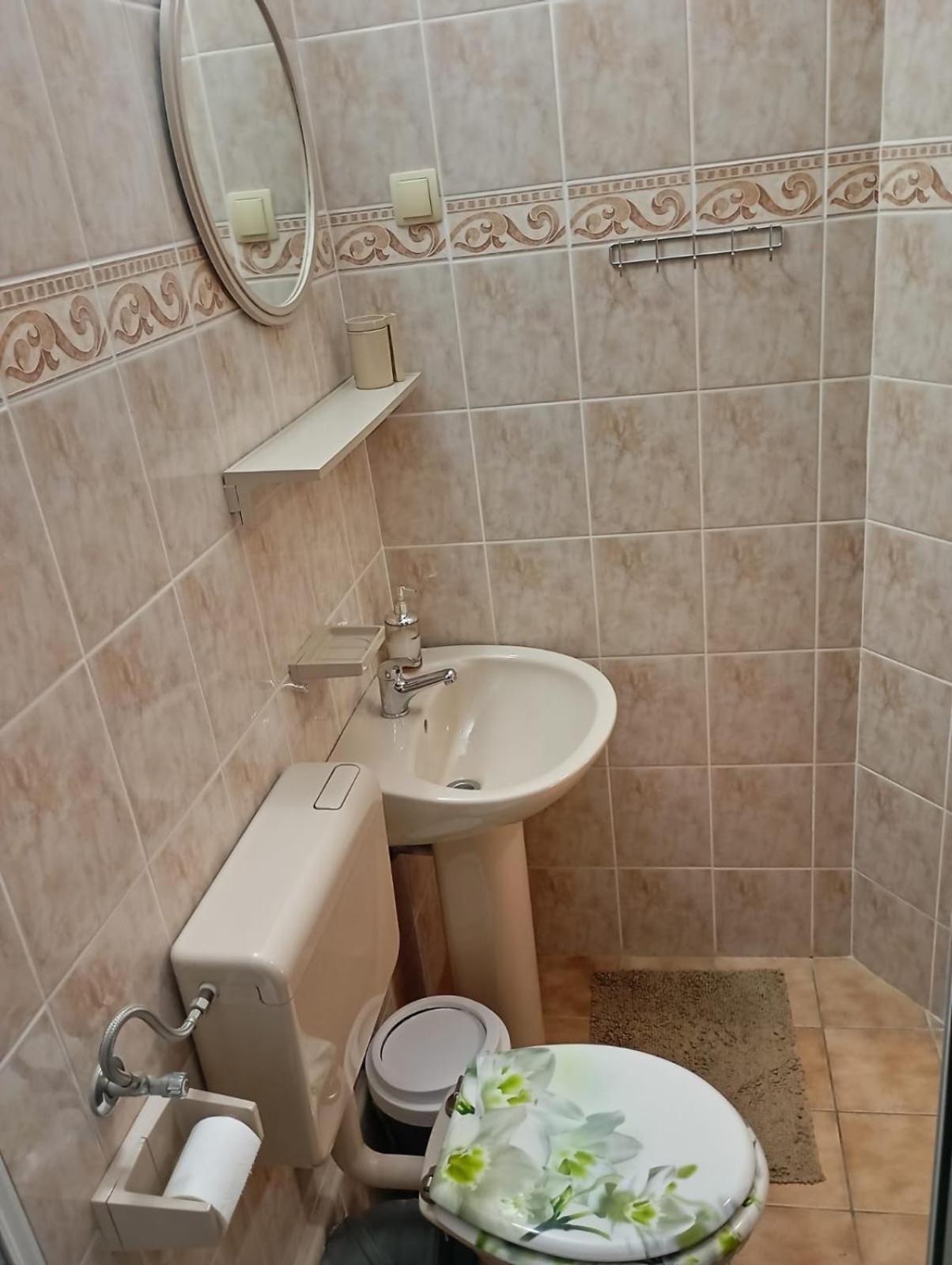 Rooms Helena Krk Town Εξωτερικό φωτογραφία