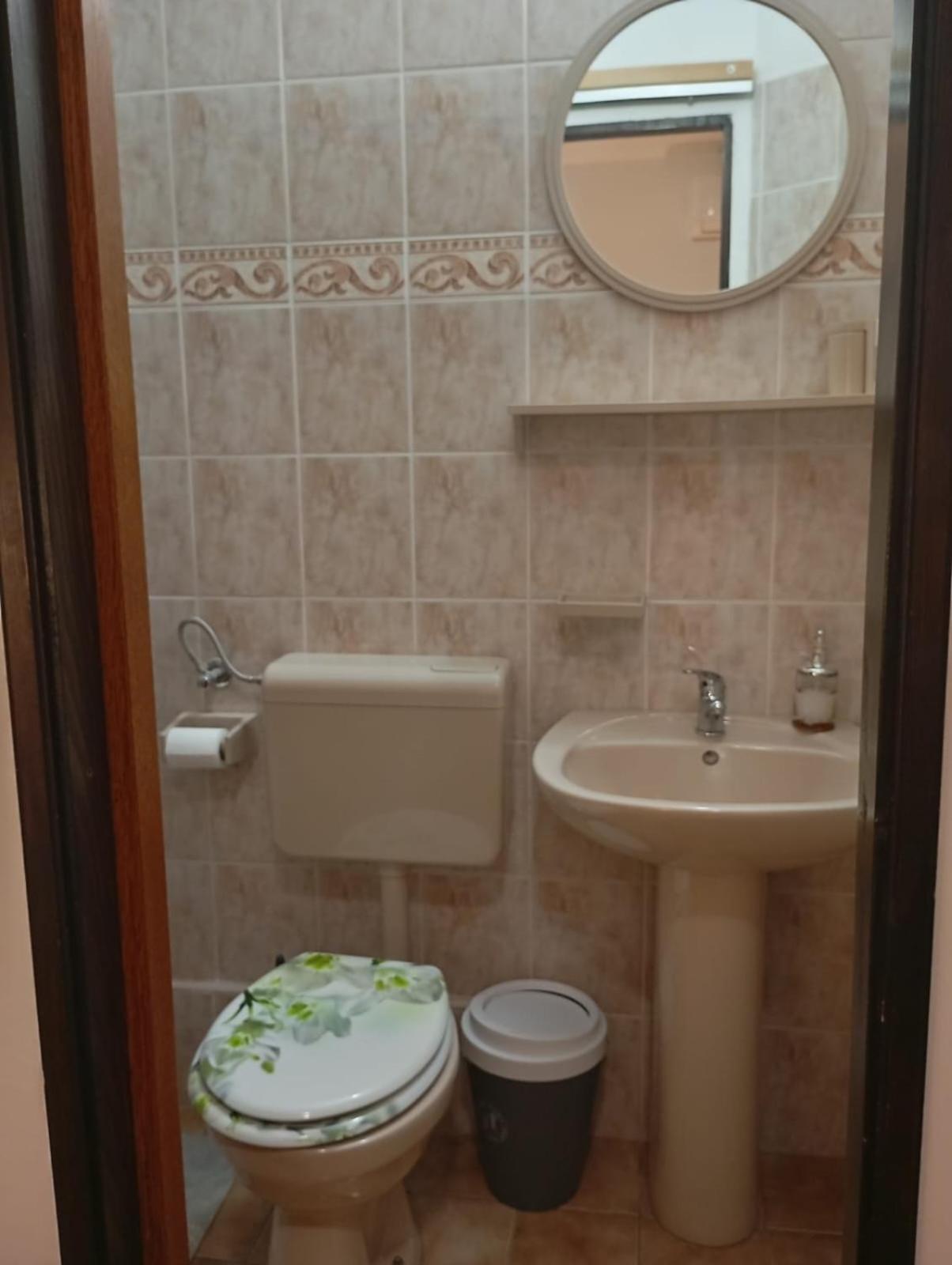 Rooms Helena Krk Town Εξωτερικό φωτογραφία