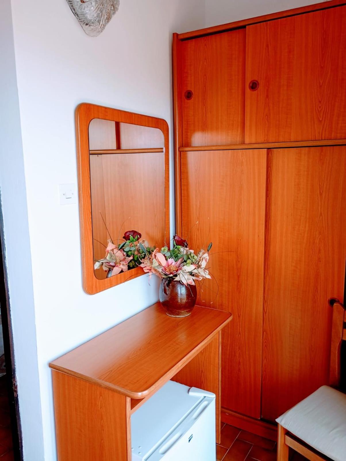 Rooms Helena Krk Town Εξωτερικό φωτογραφία