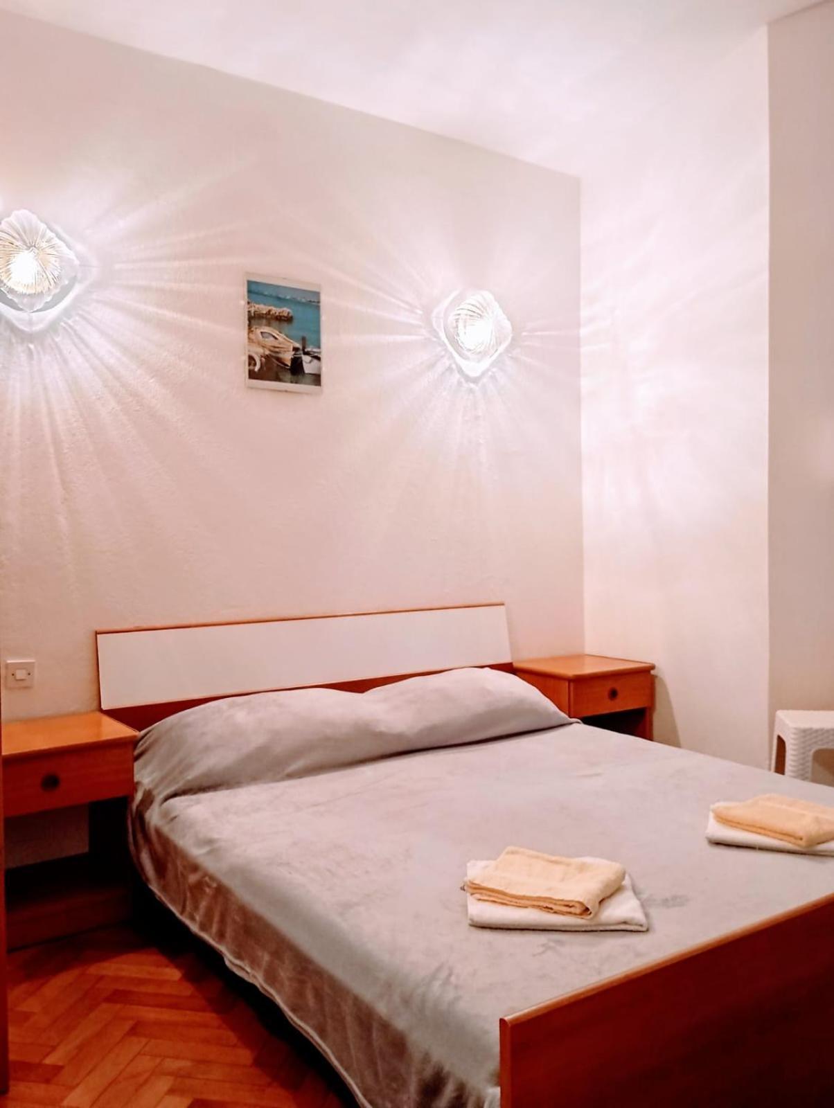 Rooms Helena Krk Town Εξωτερικό φωτογραφία