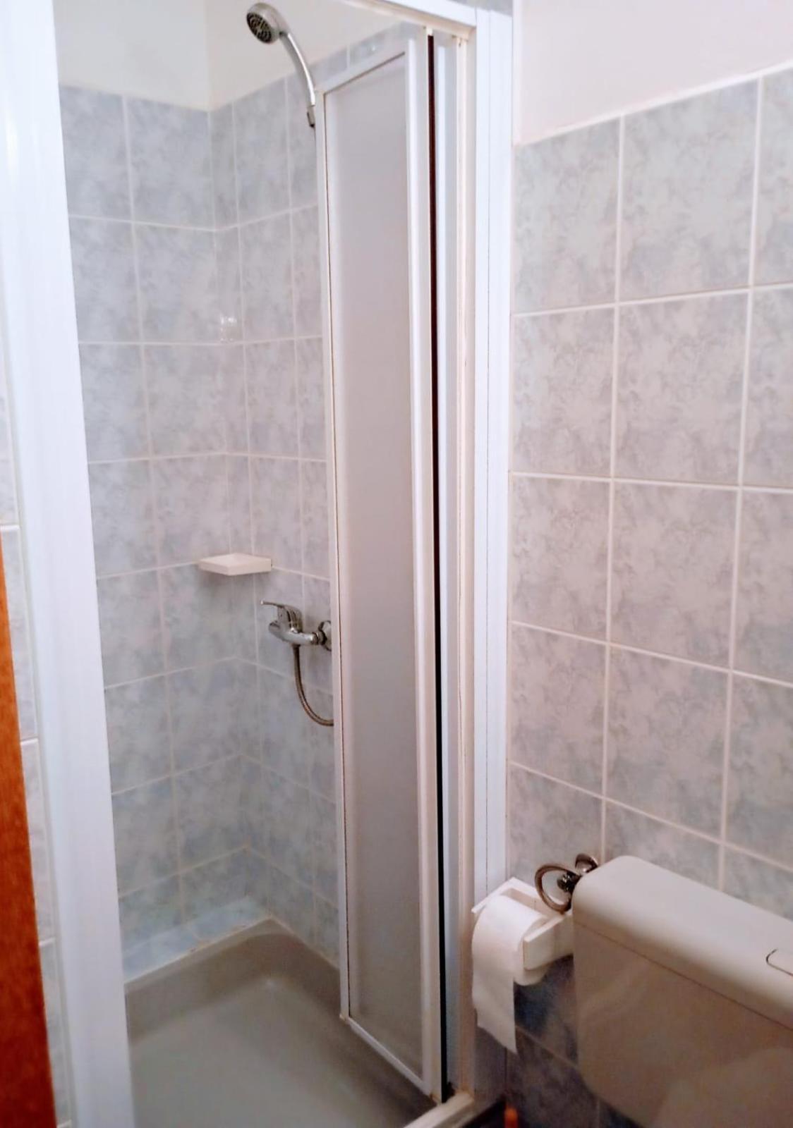 Rooms Helena Krk Town Εξωτερικό φωτογραφία