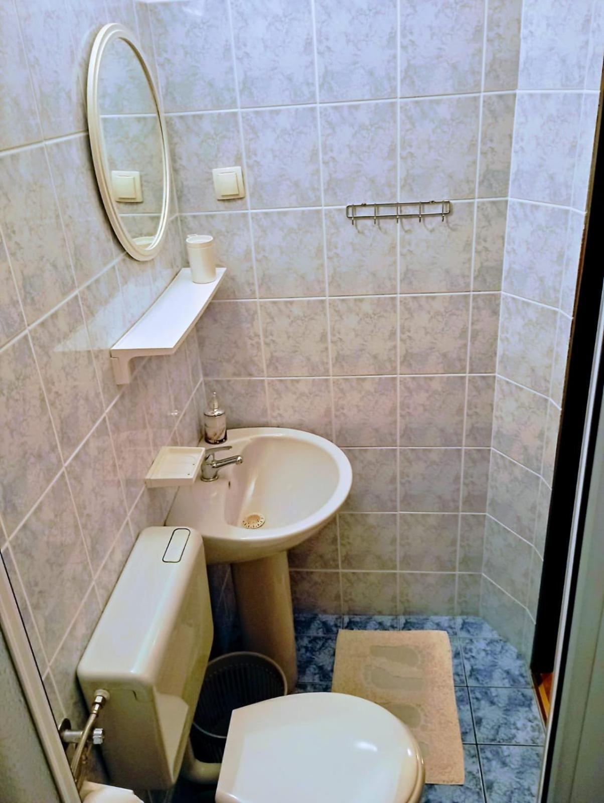 Rooms Helena Krk Town Εξωτερικό φωτογραφία